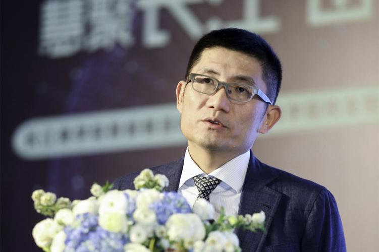 "慧聚长江 智造未来" 长江商学院智能制造峰会暨长江商学院校友智能